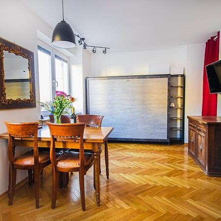 Charming Apt Next To Lazienki Park And City Center 바르샤바 외부 사진