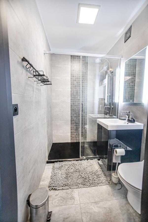 Charming Apt Next To Lazienki Park And City Center 바르샤바 외부 사진